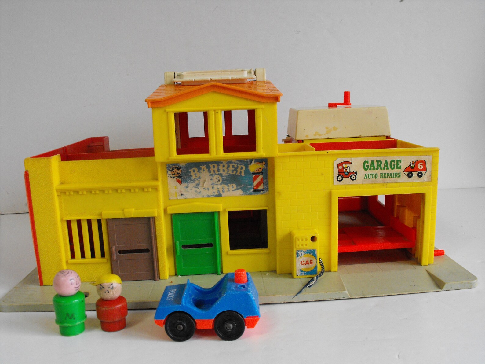 Vintage Fisher Price Play Family Village 4742 2356 Etsy