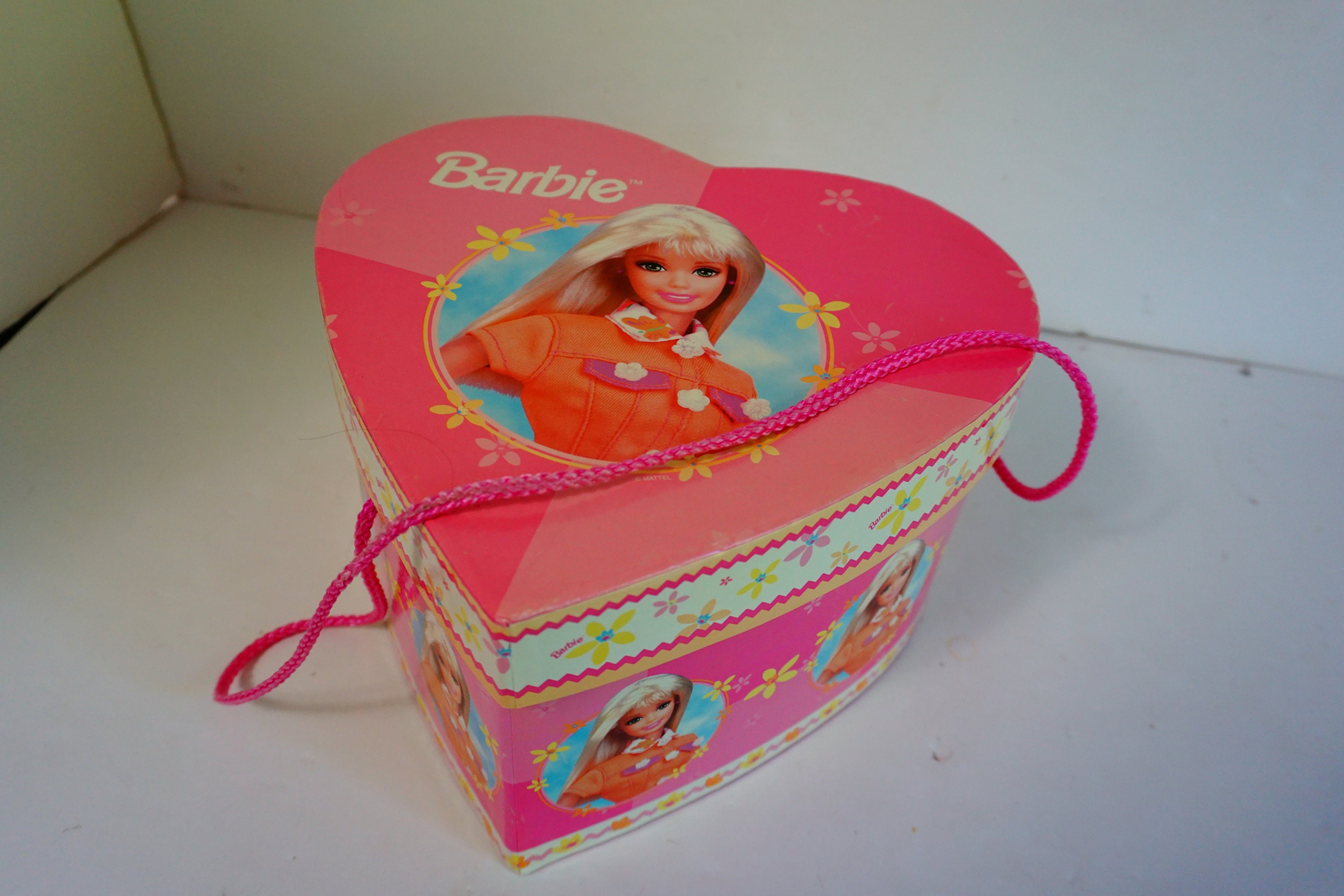 Barbie Lunch Box Barbie Fun for Girls vintage 2002 Y2K Plastic Lunch Box  Kid School Set Barbie Doll Floral 90's Storage Box Ellathesella -   Norway