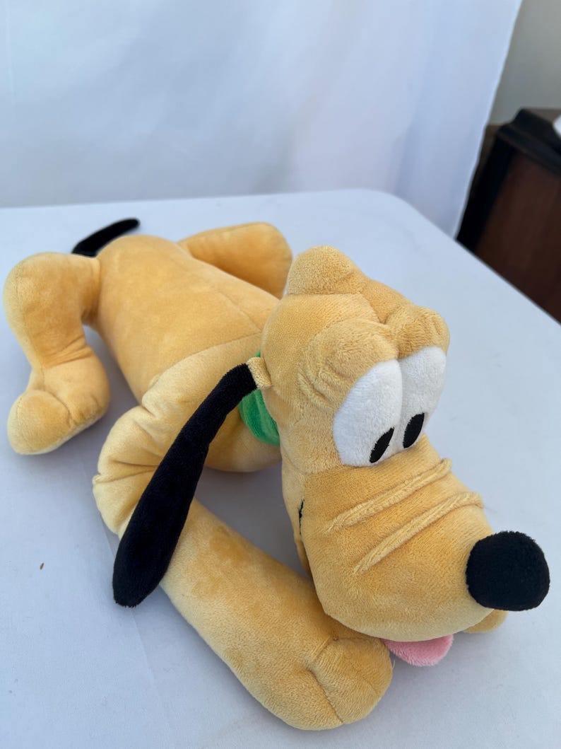 Pluto Disney Plyschfigur Ligger Ner Orange Musse Piggs Hund (3625) bild 3