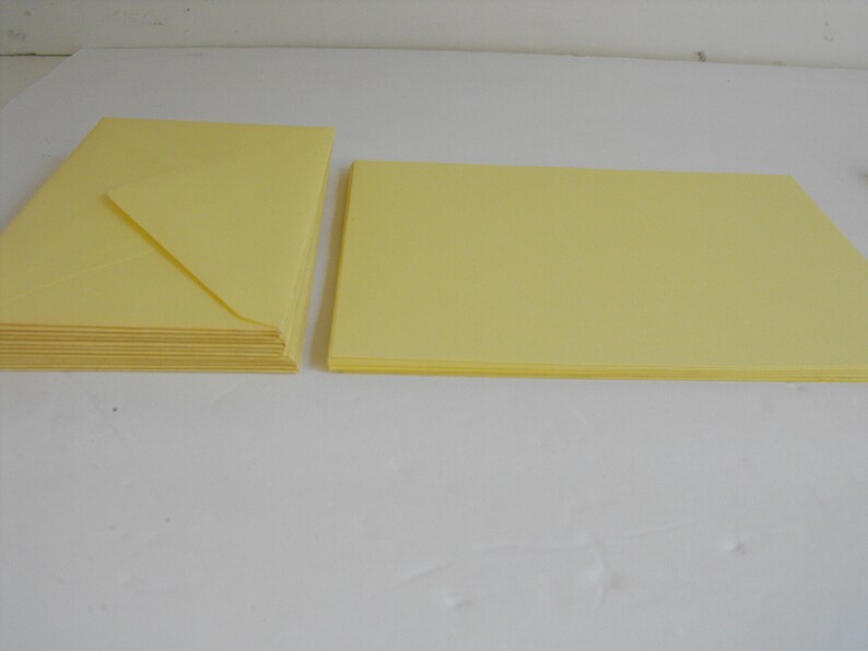 Vintage Linen Stationery Surety Linen Finish Pink and Yellow Partial Set 2775 image 7