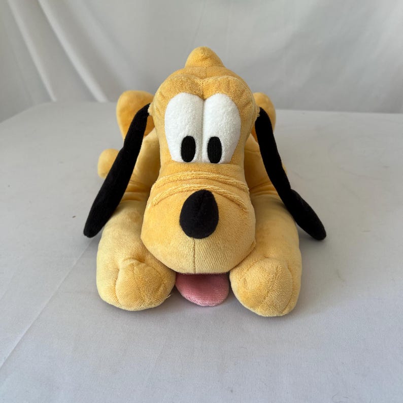 Pluto Disney Plyschfigur Ligger Ner Orange Musse Piggs Hund (3625) bild 1