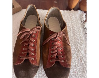 Vintage Suede Brunswick Bowling Shoes Womens (4074)
