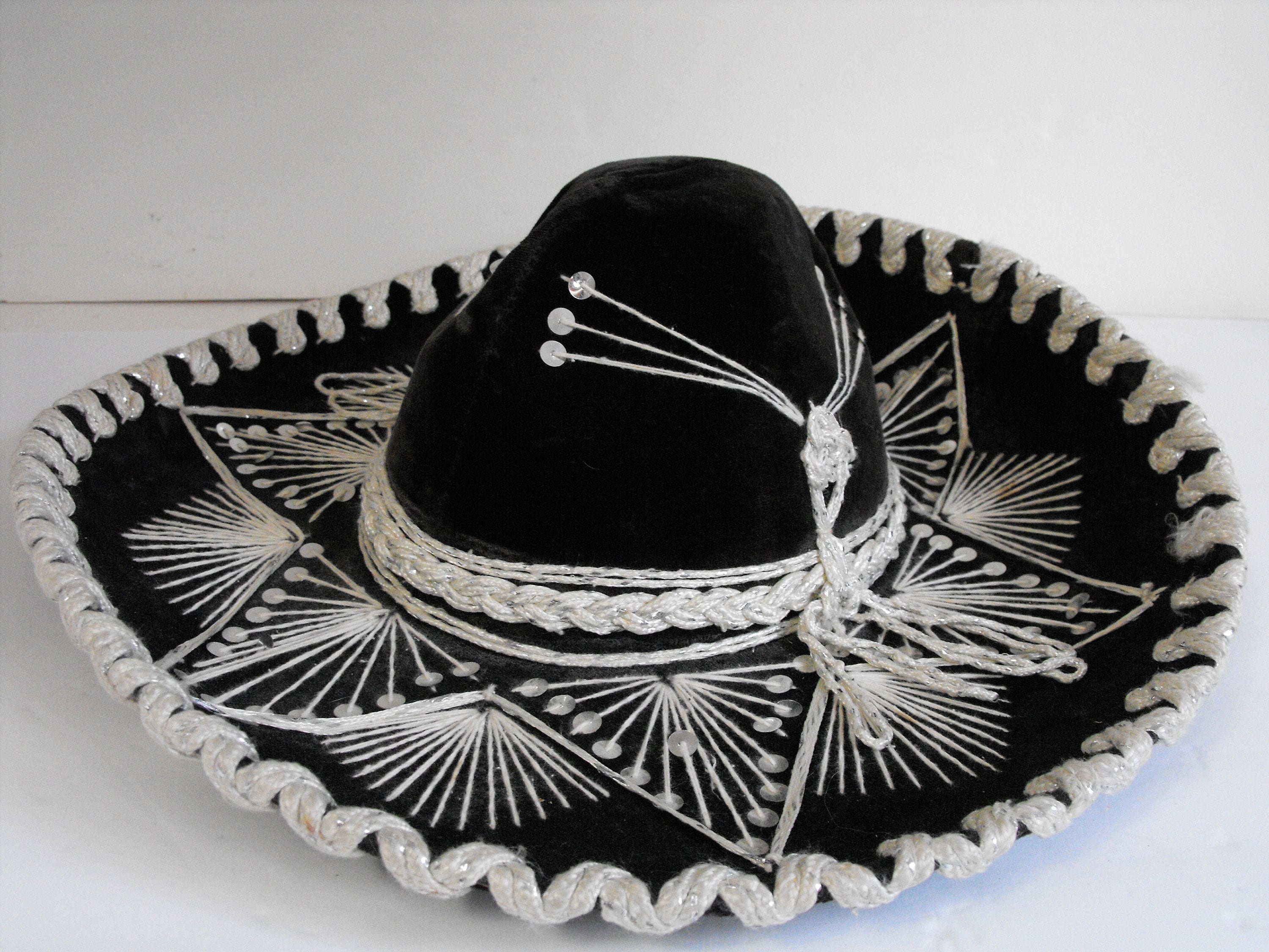 Chapeau Cowboy Feutre Pigalle – Taille 6 5/8 – Noir – Mexique – Occasion