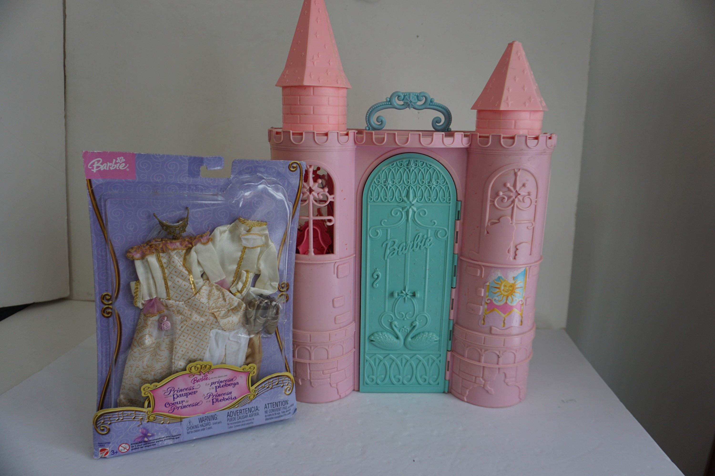 Chateau Barbie Coeur De Princesse Barbie Swan Lake Enchanted Castle Playset and Prince and - Etsy Ireland