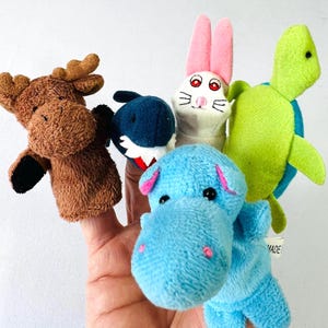 Set of Five Finger Puppets Hippo Moose Rabbit Turtle Shark (3665)