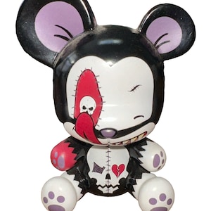 Vintage 2002/2005 Toy2r Voltaire Limited Deady the Malevolent 4