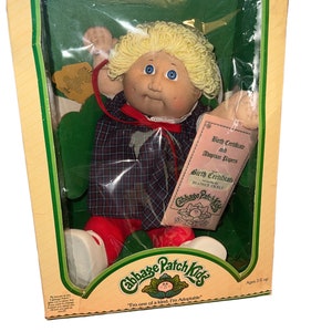 Vintage 1983 1984 Coleco Cabbage Patch Beatrice Cicely Doll Old Stock Adoption Papers In Box Toy