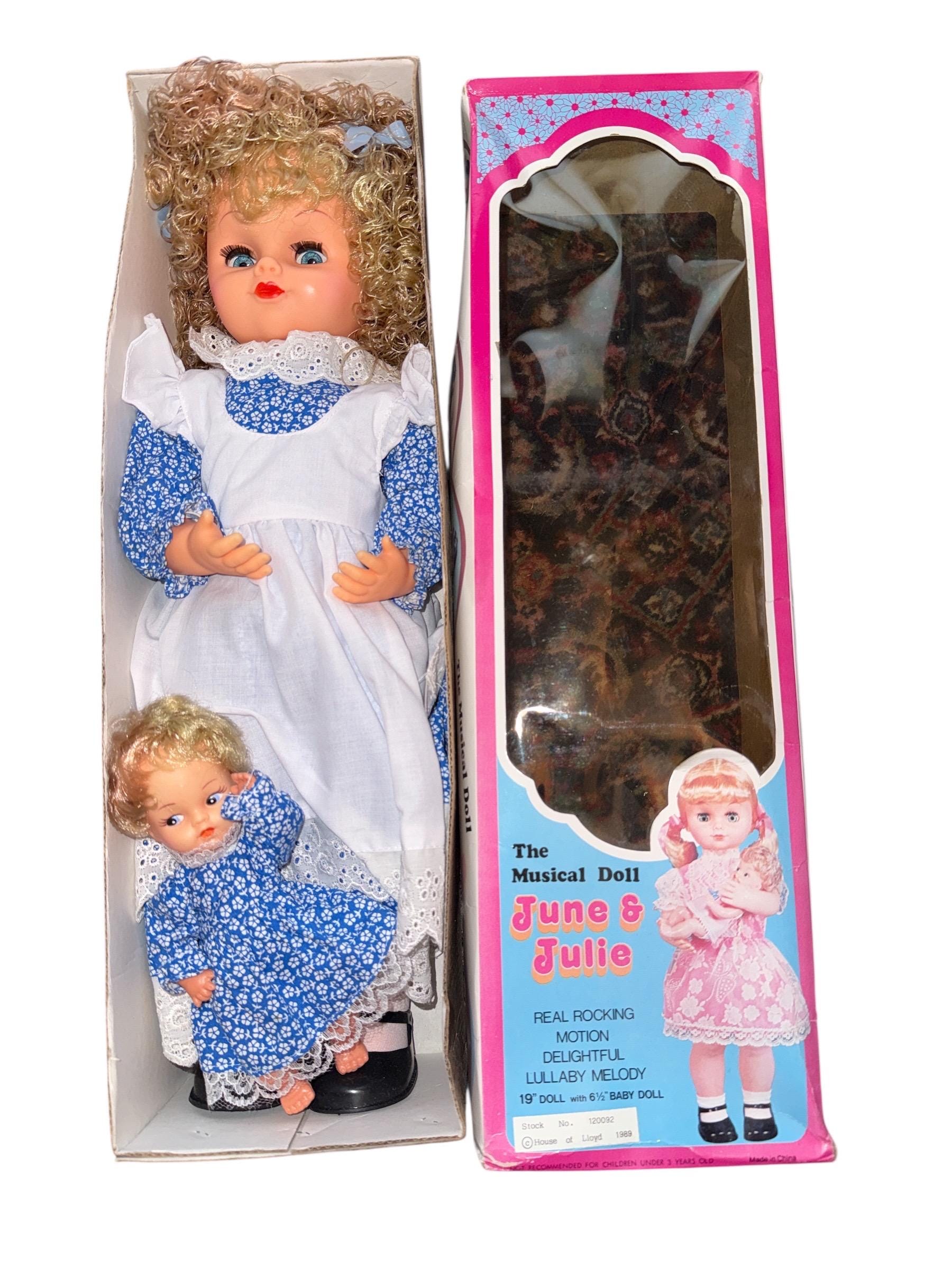 Vintage 1989 House of Lloyd June & Julie the Musical Doll 19