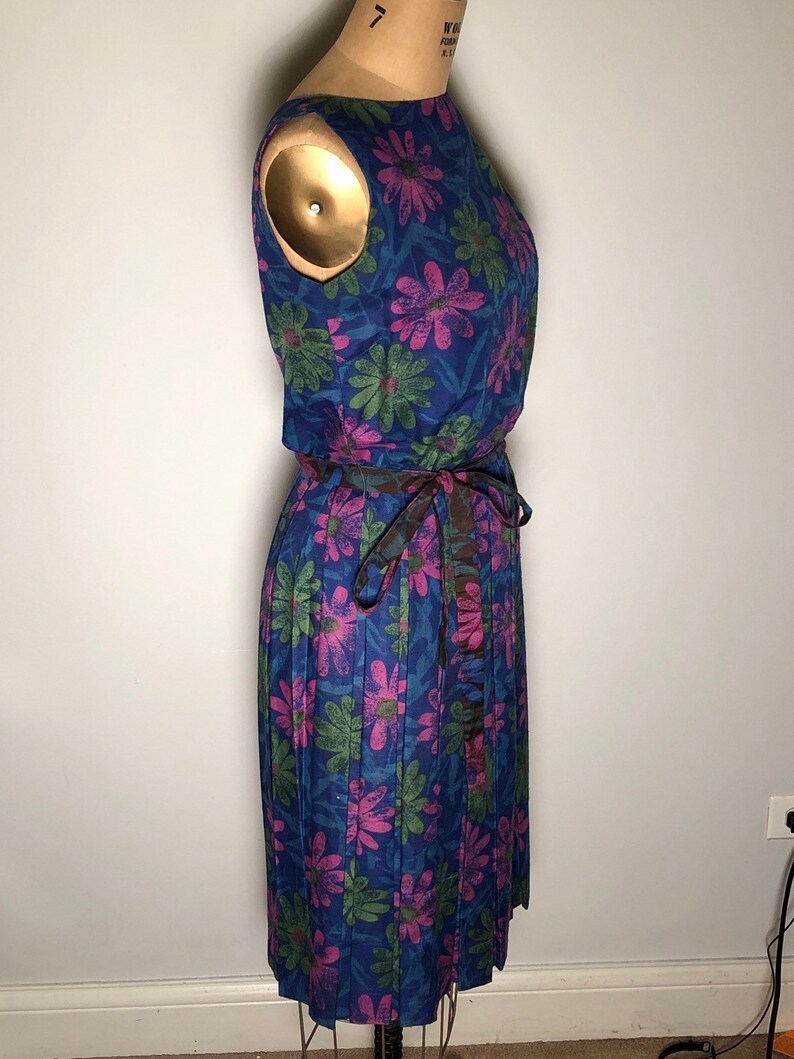 Vintage 50\u2019s Home Made Floral Button Back Zip Mrs Maisel Midi Sleeveless Dress