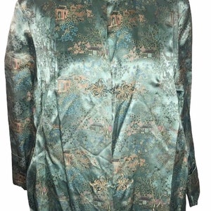 Vintage 70&#39;s Asian Oriental Embroidered Brocade Front Pockets Kimono Floral Frog Button Robe House Dress Hong Kong