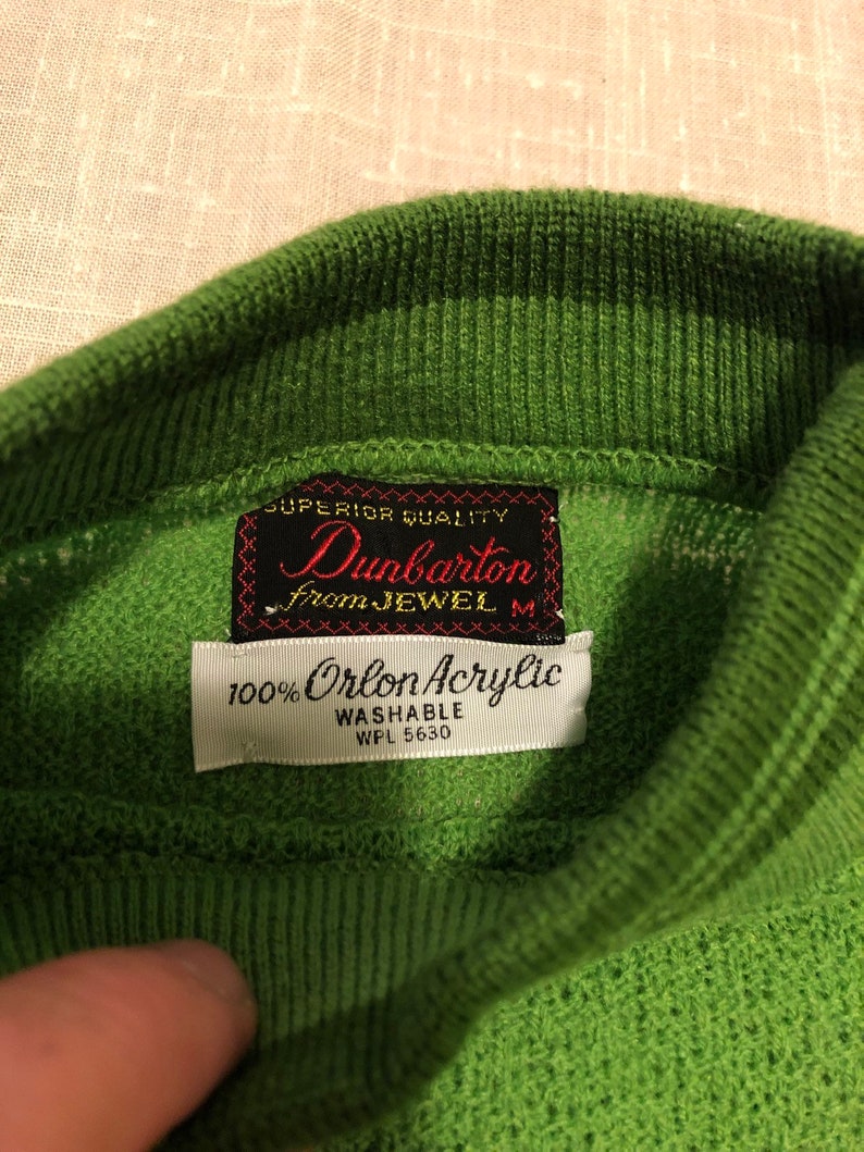 Vintage 60/'s Dunbarton by Jewel Avacado Green Acrylic High Colar Short Sleeve Groovy Go-Go Mod Sweater Top Shirt Med