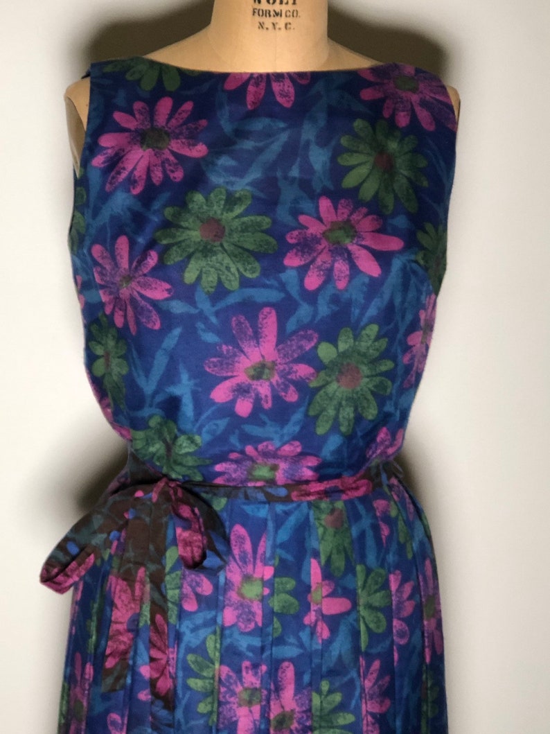 Vintage 50\u2019s Home Made Floral Button Back Zip Mrs Maisel Midi Sleeveless Dress
