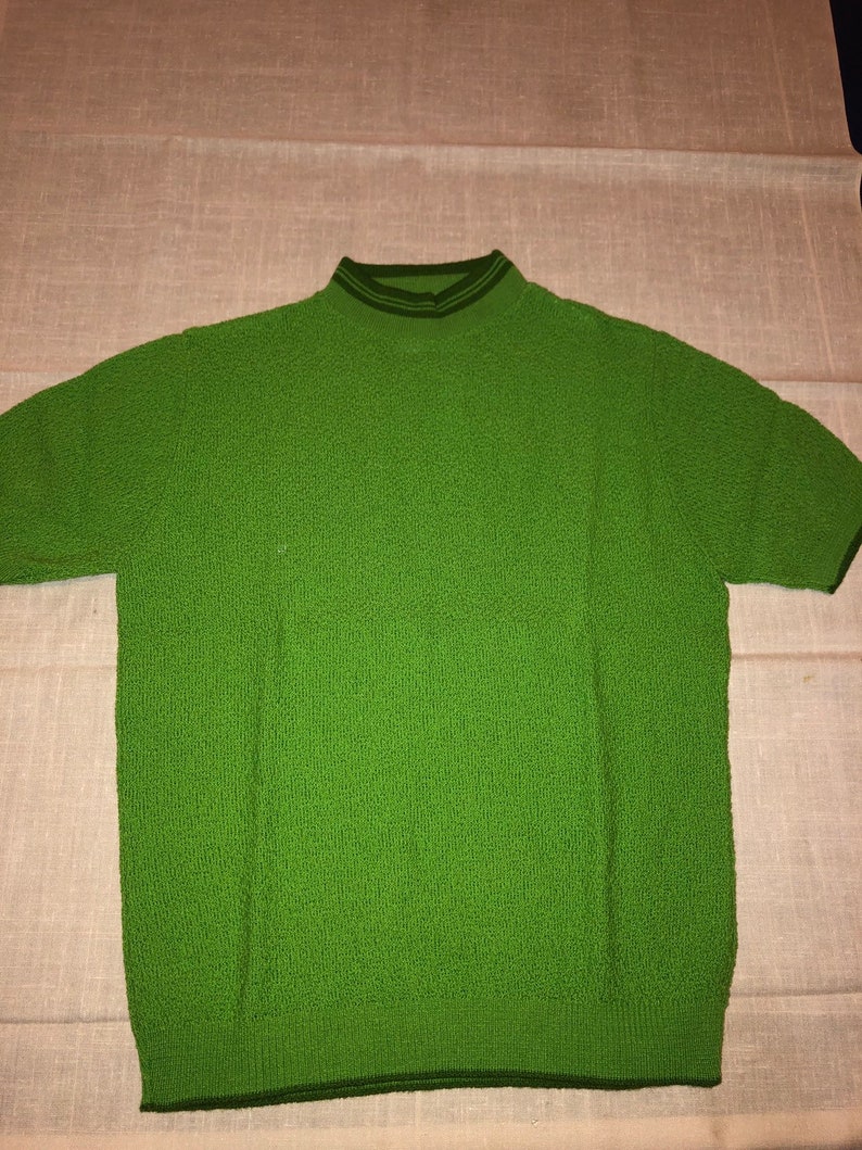 Vintage 60/'s Dunbarton by Jewel Avacado Green Acrylic High Colar Short Sleeve Groovy Go-Go Mod Sweater Top Shirt Med