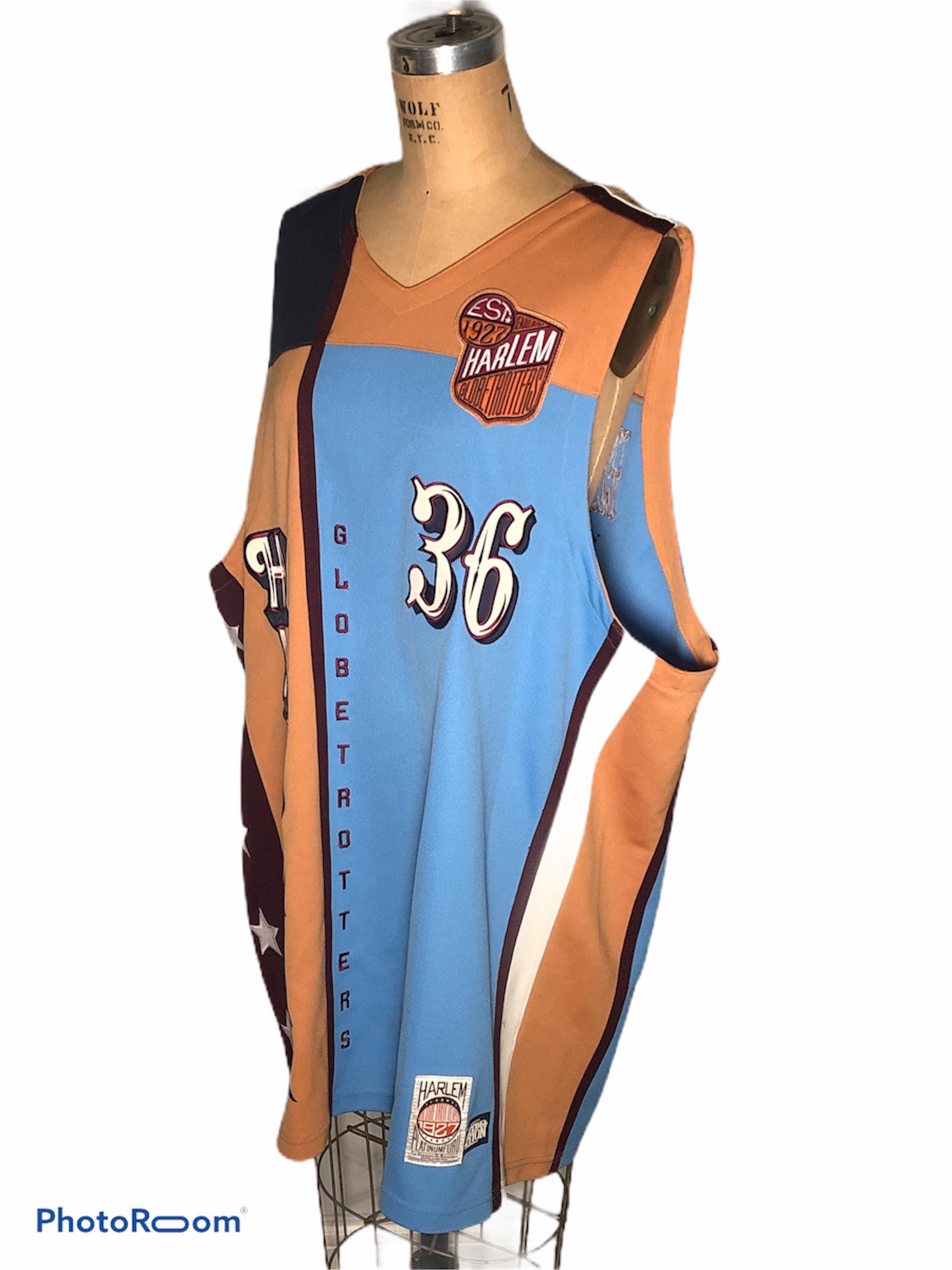 HARLEM GLOBETROTTERS (MEADOWLARK LEMON #36) RINGS & CRWNS