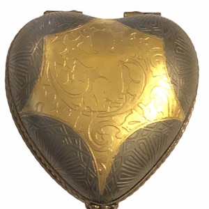 Vintage Limoges MCLS Porcelain Gold Pewter Heart Shape Pill Trinket Cupid Angel Cherub Hinged Box France