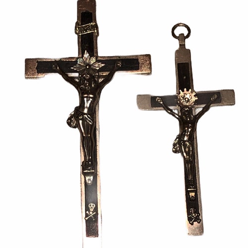 Vintage 60’s German Germany Nun Priest Crucifix Cross Skull Crossbones Christian Catholic Ebony Nickle Set Of 2 shops 5” & 4”