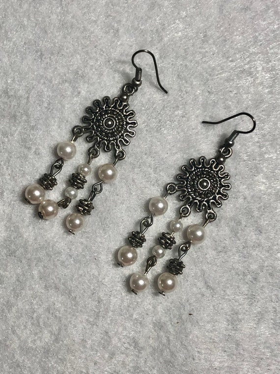 Silvertone Pearl Dangle Earrings - image 1