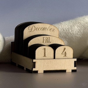 Wooden Perpetual Desk Calendar | Movable Date Blocks | Reusable Desktop Calendar | Office Gift