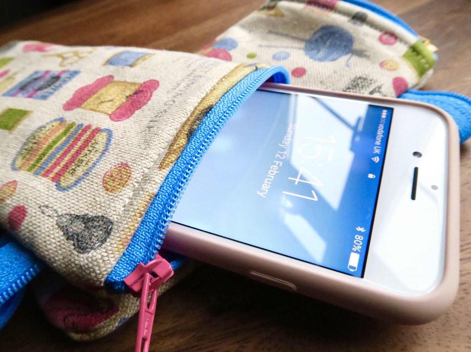 Cell Phone Pouch Case Universal Waterproof Smart Phone Pouch Case