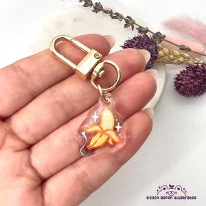 Süße kleine Banane Mini Acryl Schlüsselanhänger, kleine Banane Charm, kleiner Schlüsselanhänger