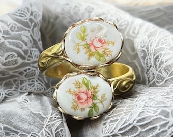 Benutzerdefinierte Vintage Florals und Messing Sweet Rose Ring