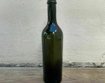 Ancienne bouteille de vin et d'eau en verre vert pour pastis vers 1920 21092115