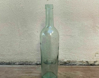 Ancienne bouteille de pastis en verre clair français vers 1920 14092117