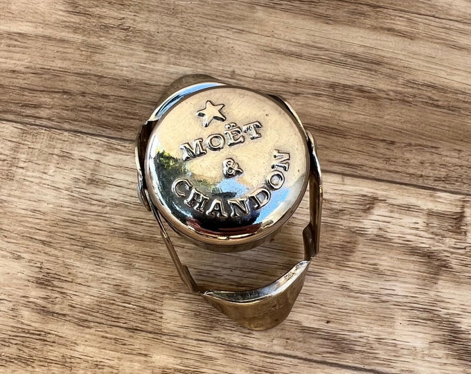 Moet Chandon Champagne Fizz Savers Bottle Stopper Bouchons Etsy