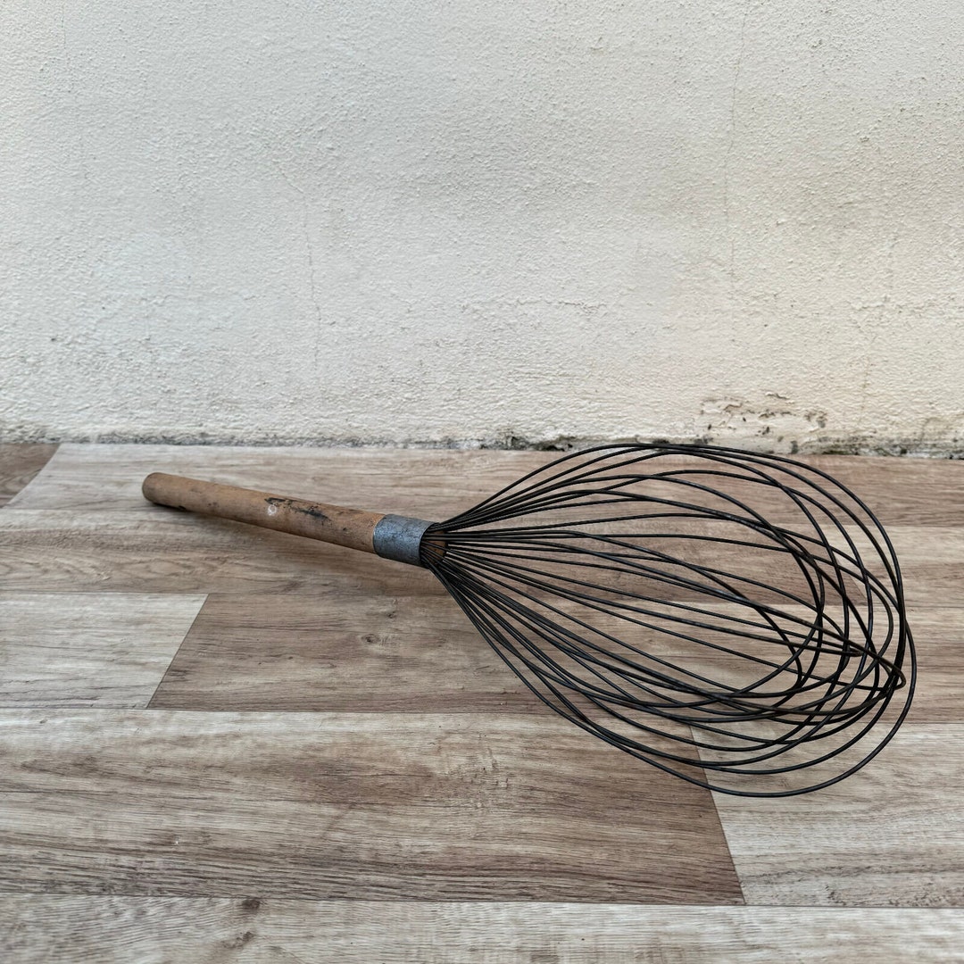 Large French Wire Whisk 22