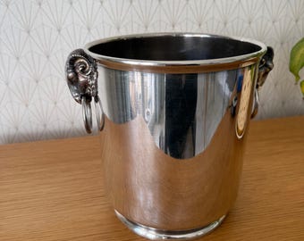 Vasque à champagne Martelé - Argent / Métallique Rond Acier Inoxydable (inox Table Passion 32.00x32.00 cm Vasque à champagne Martelé - Argent / Métallique Rond Acier Inoxydable (inox Table Passion 32.00x32.00 cm