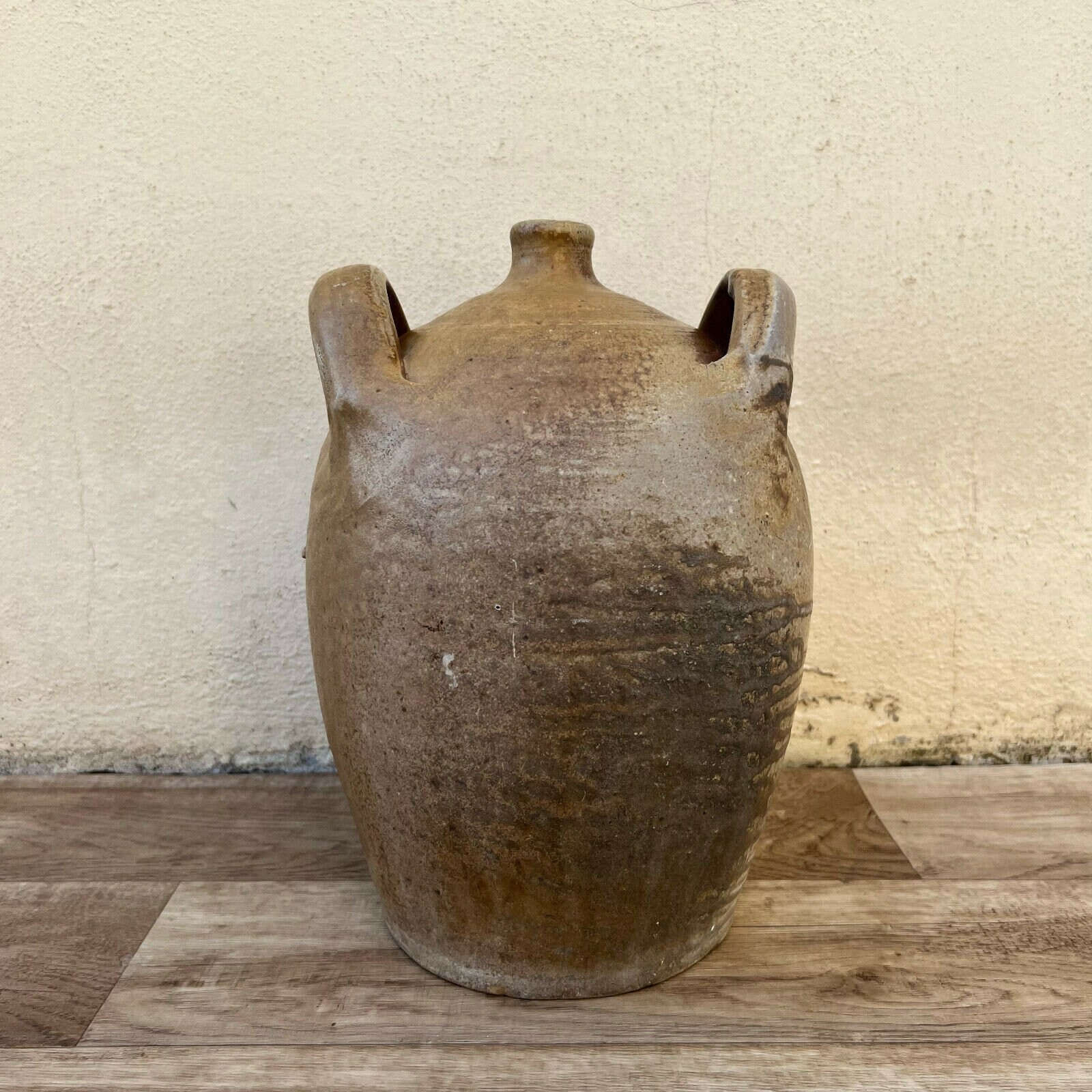 Antique C. 1900 Français Huile d'olive à Deux Poignées Poterie Jug Jar en Grès 2502223