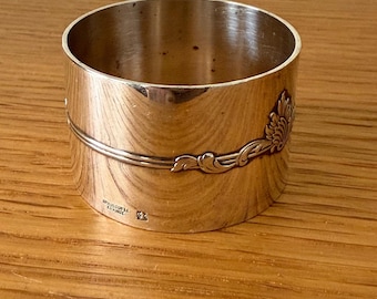 フランス　シルバーナプキンリング　鳥　純銀 クリストフル フランス シルバープレート アンティーク ナプキン