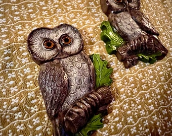 Vintage Owl Plastic Wall Art