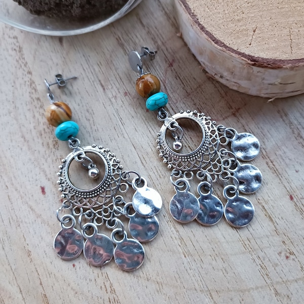 Boucles d'oreilles orientales, a pampilles avec perles en jaspe et howlite turquoise