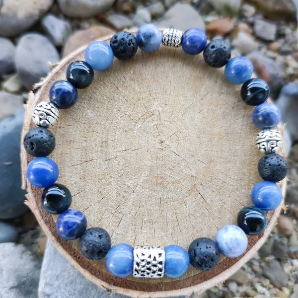 Bracelet élastique mixte, bleu,avec perles en oeil de faucon, pierre de lave, aventurine, et sodalite