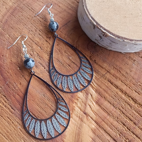 Longues boucles d'oreilles goutte avec perles en obsidienne