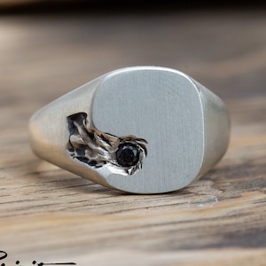 Signet With Diamond - Mens Signet Rings - Wedding Band - Pinky Ring - Vintage Rings - Boyfriend Gift - Unique Ring - Black Gem Cushion Ring