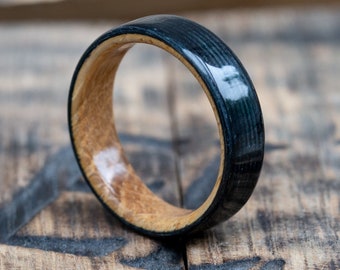 Anillo de madera de barril de whisky - Alianza de bodas - Anillos masculinos - Regalo de novio - Banda de madera oscura - Regalo de aniversario - Banda de madera - Anillo de ébano