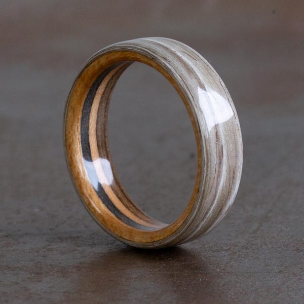 Oak & Recycled Skateboard Wood Ring – Handmade Wooden Wedding Band