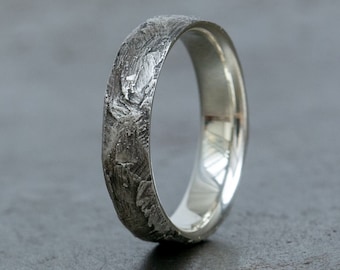 Bague texturée faite main rustique oxydée - alliance - bagues uniques - cadeau d'anniversaire - bague minimaliste pour homme - cadeau petit ami - fiançailles