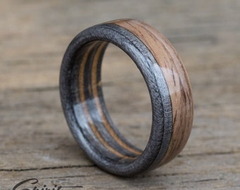 Bague en bois olive argentine et planche à roulettes recyclée - Alliance - Cadeau d'anniversaire - Bague pour homme - Bague unique - Cadeau petit ami - Bandes grises