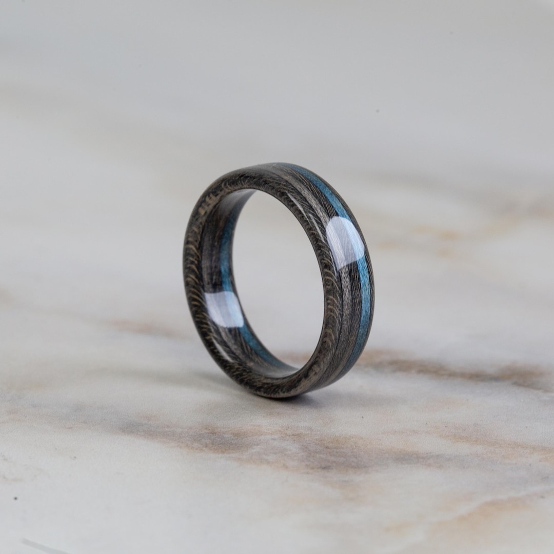 Bague en bois de skateboard recyclé Alliance Bagues pour homme