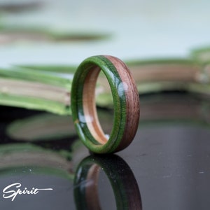 Elegant Oak And Recycled Skateboard Wood Ring Wedding Bands Canadian Maple 5 year Anniversary Green Ring for Men Boyfriend Gift image 4