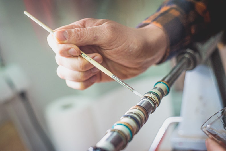 Pierścionek z drewna Recycled Skateboard Ring Brązowy Drewniana obrączka Prezent Zaręczyny zdjęcie 9