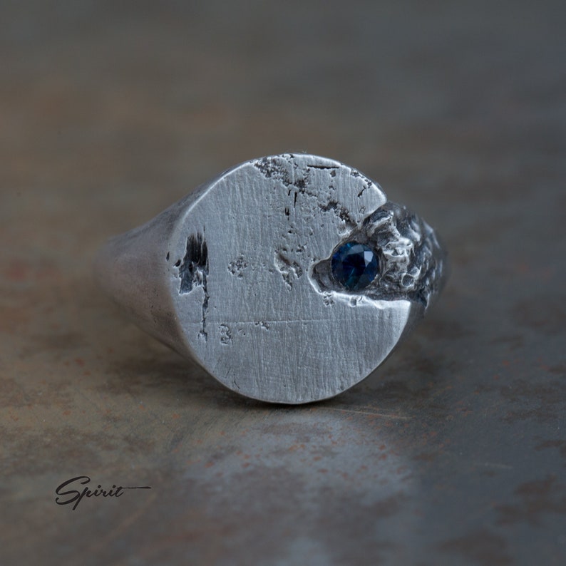 Signet Ring - Blue Sapphire - Wedding Band - Oxidized Ring - Boyfriend Gift - Pinky Ring - Men Signet Rings - Groomsmen Gift - Vintage 
