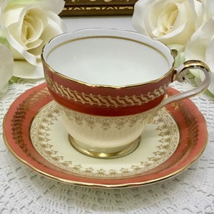 Aynsley teacup and saucer circa 1934-1950&#39;s.