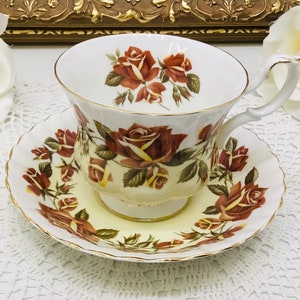 Royal Albert Lakeside Series Thirlmere teacup and saucer circa 1962-1980&#39;s.