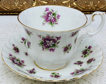 Royal Albert Sweet Violets teacup and saucer circa 1966-2001