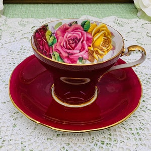 Aynsley cabbage rose teacup and saucer circa 1930’s.