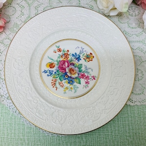 Wedgwood cabinet plate